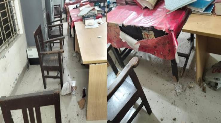 গোপালগঞ্জে থানায় ককটেল হামলা, ৩ পুলিশ সদস্য আহত