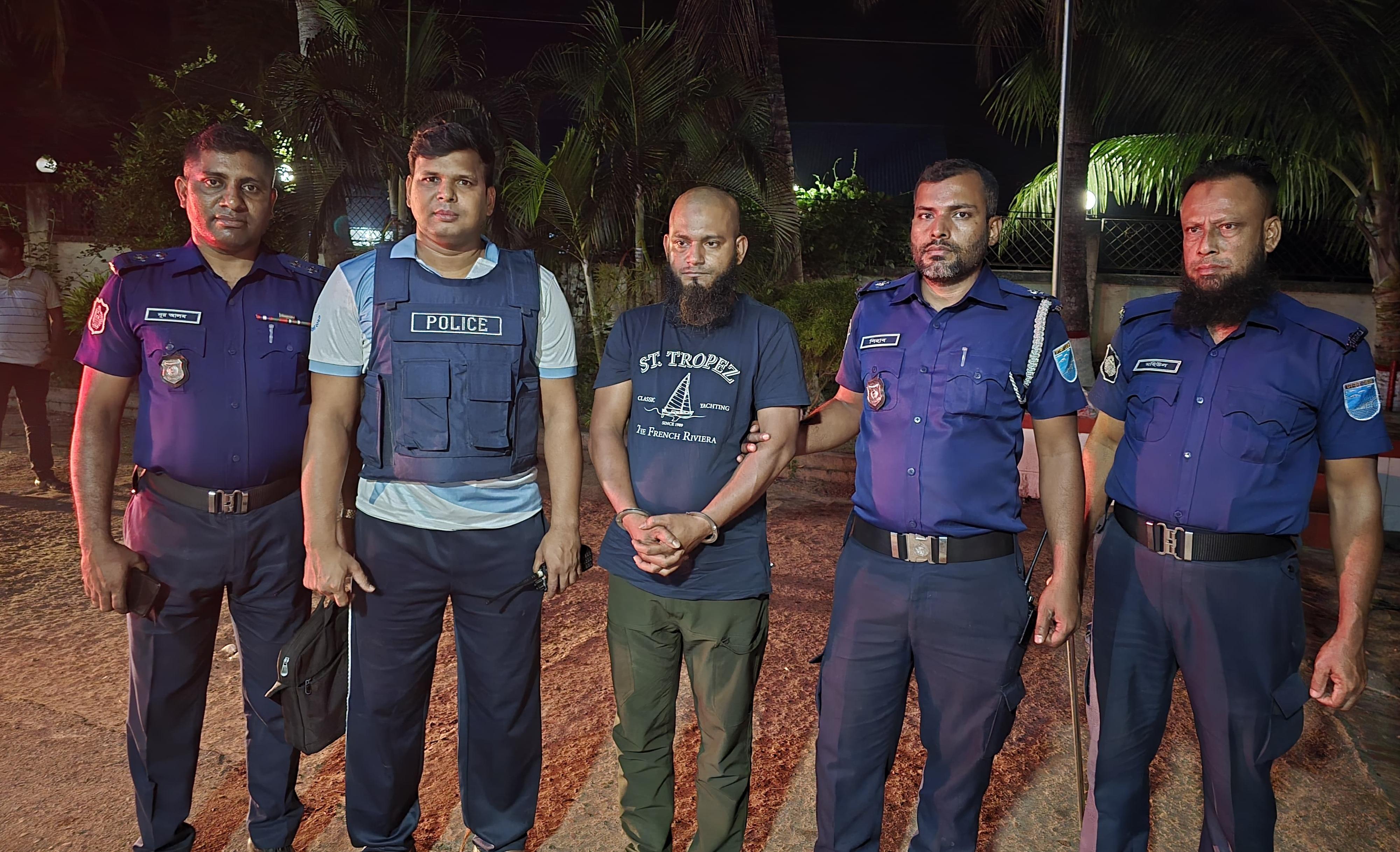 কাশিয়ানীতে ৩৩ লাখ টাকার মাদকসহ ‘শীর্ষ কারবারি’ গ্রেফতার